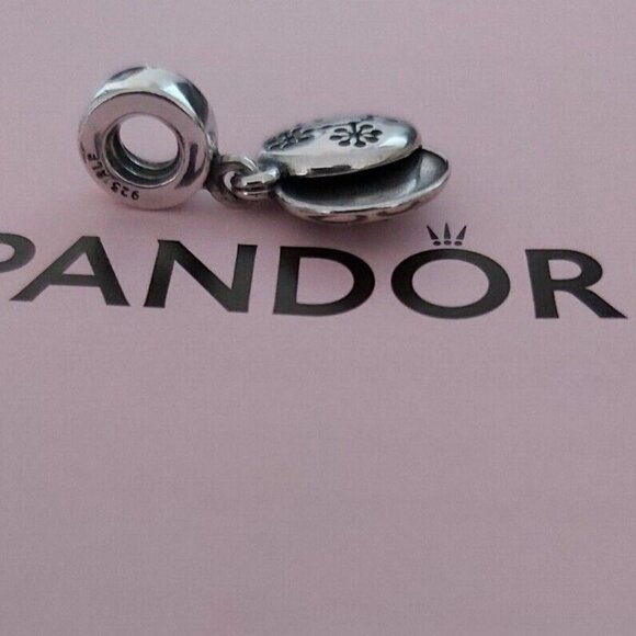 Auth PANDORA *RETIRED* Sterling ENGRAVABLE BREAST CANCER LUCERNE FLOWER 790522 - Picture 3 of 10
